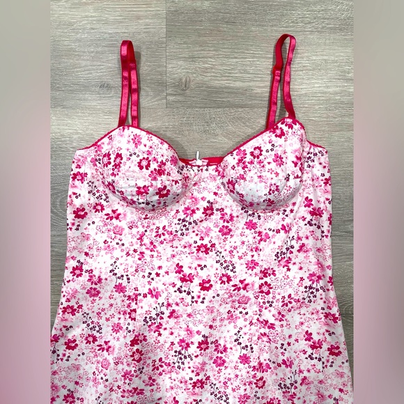 Set of two: Hugo Buscati Floral Dress sz 6 US & Vintage Gap 100% Leather Purse - Picture 3 of 8